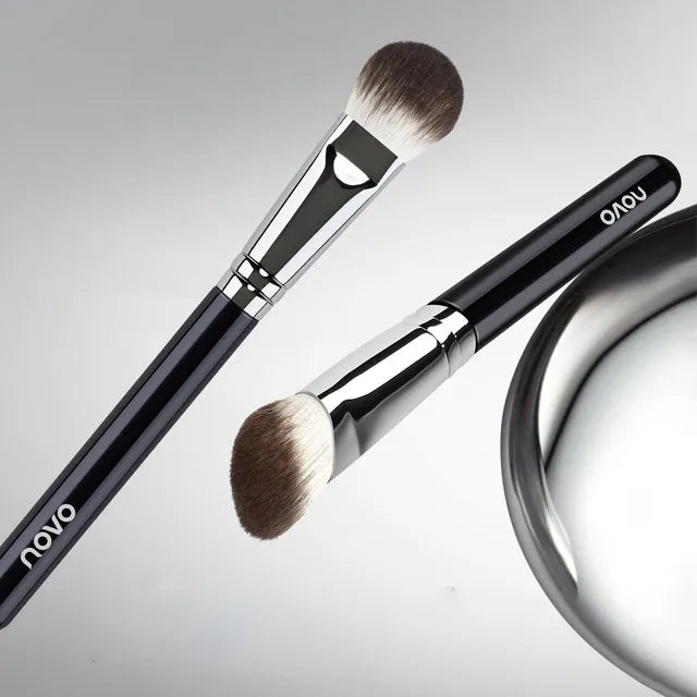 Novo-Soft Highlight Blush Brush- Cọ Má Hồng