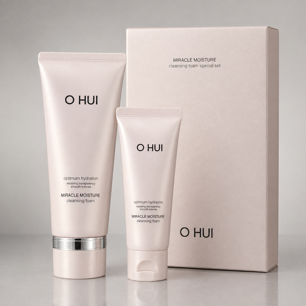 Ohui Miracle Moisture Cleansing Foam Set